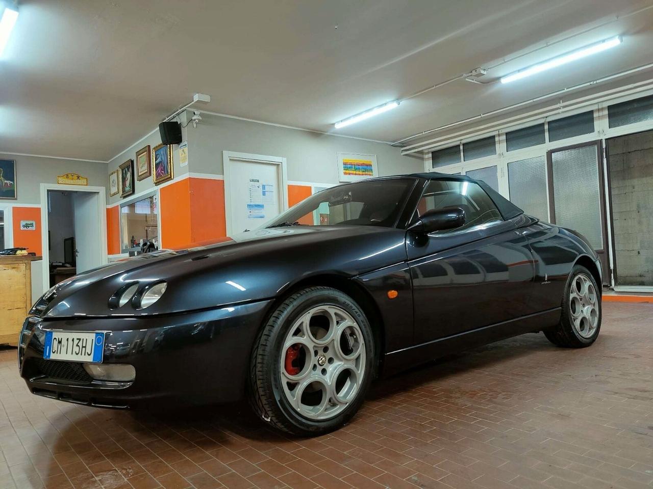 Alfa Romeo Spider 2.0 jts 16v