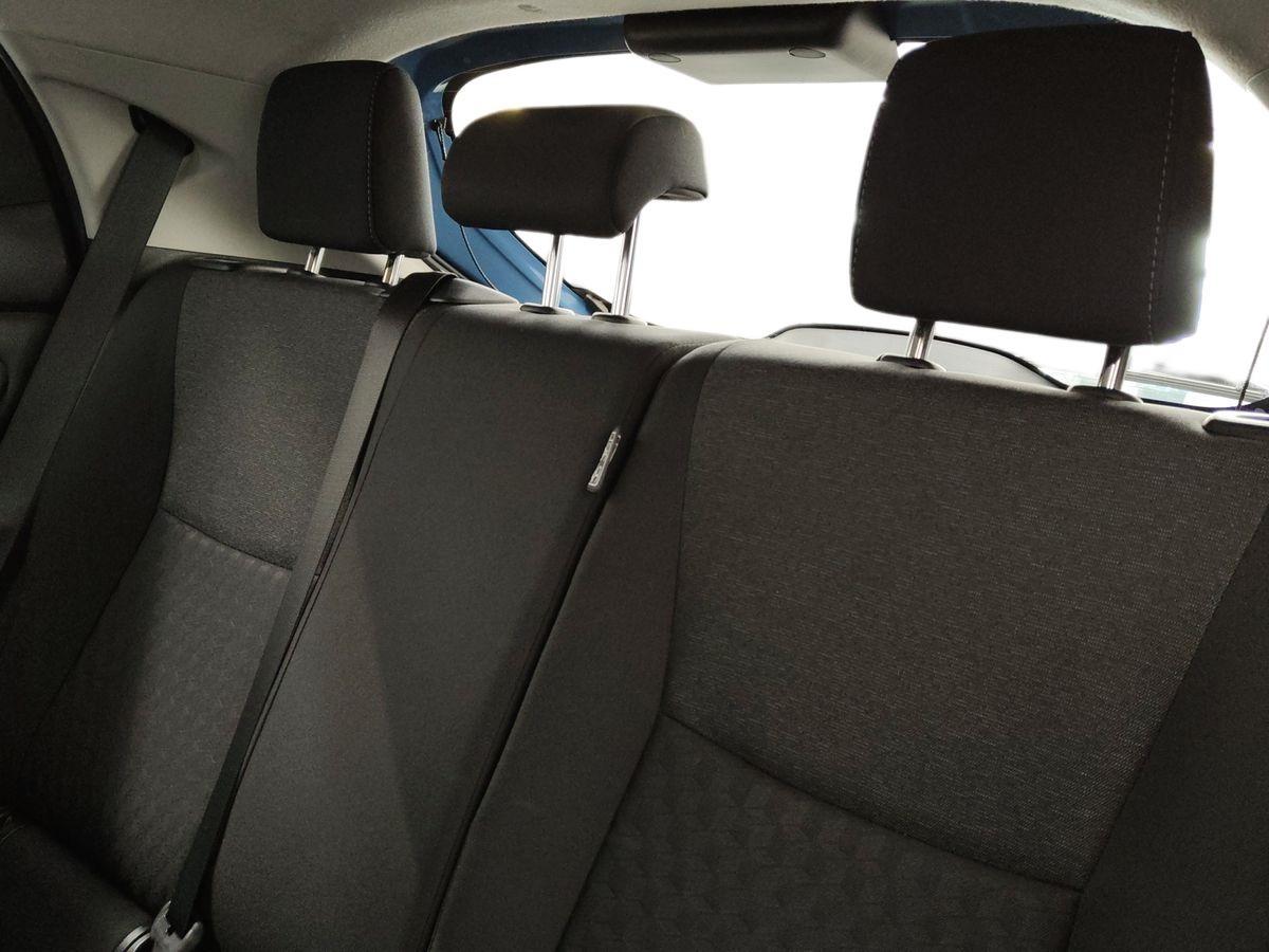 TOYOTA Yaris 4ª serie - Yaris 1.0 5 porte Business