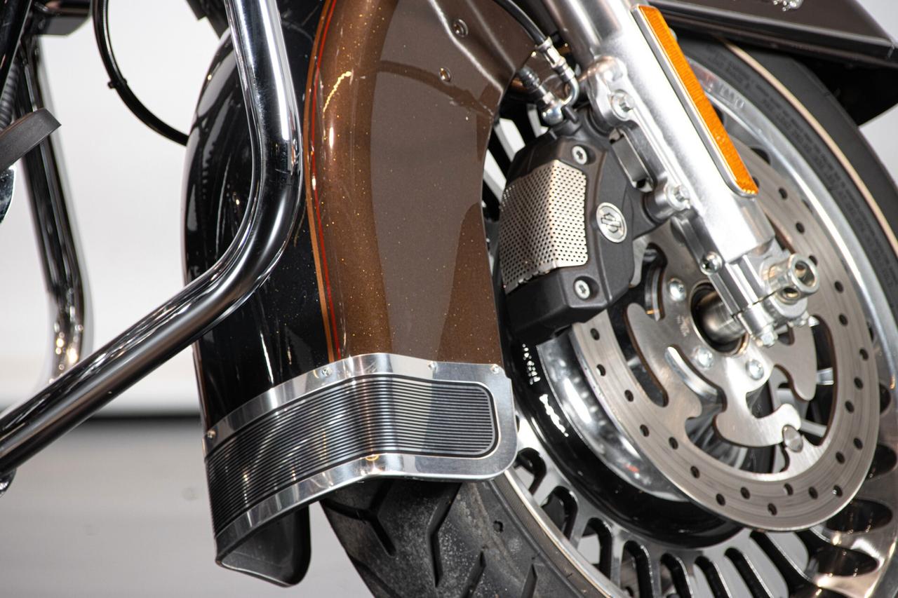 HARLEY DAVIDSON ROAD KING 110TH° ANNIVERSARY - 2013