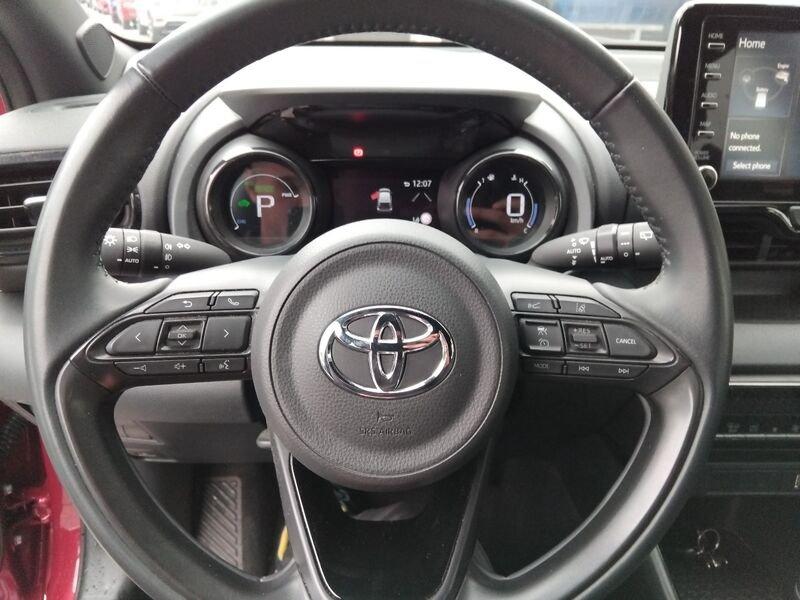 Toyota Yaris IV 2020 1.5h Lounge