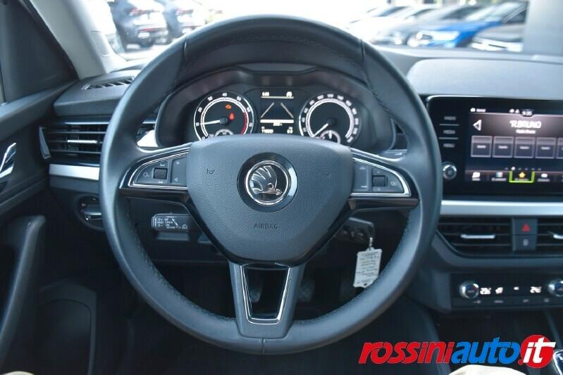 SKODA KAMIQ 1.0 G-TEC 90 CV STYLE + CITY PACK PLUS - REAR VIEW