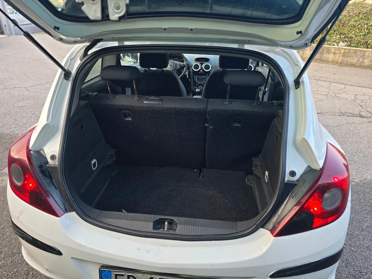 OPEL CORSA 1.3 CDTI 95CV "OK PER NEOPATENTATI"