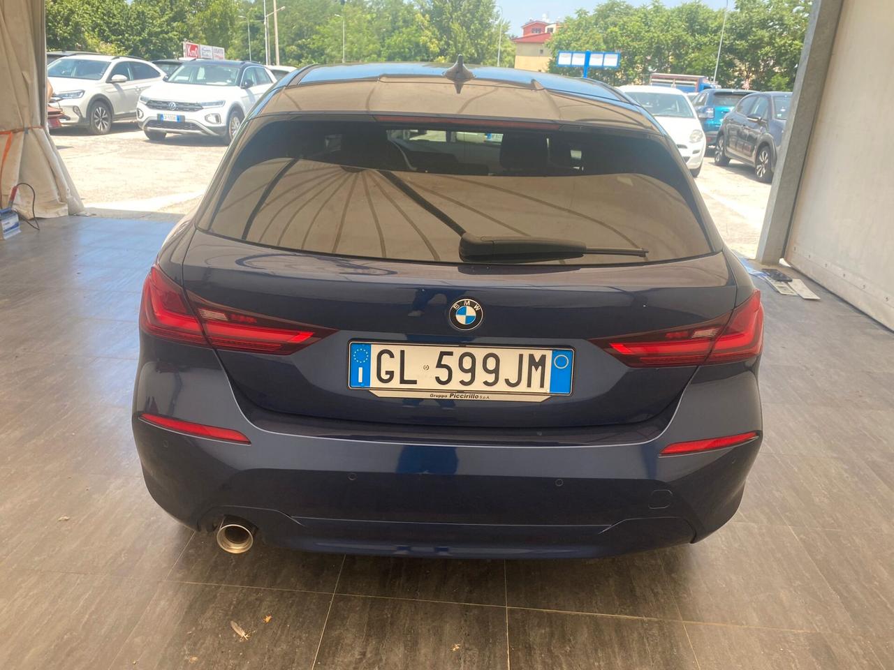 Bmw 118 118i 5p. Business Advantage