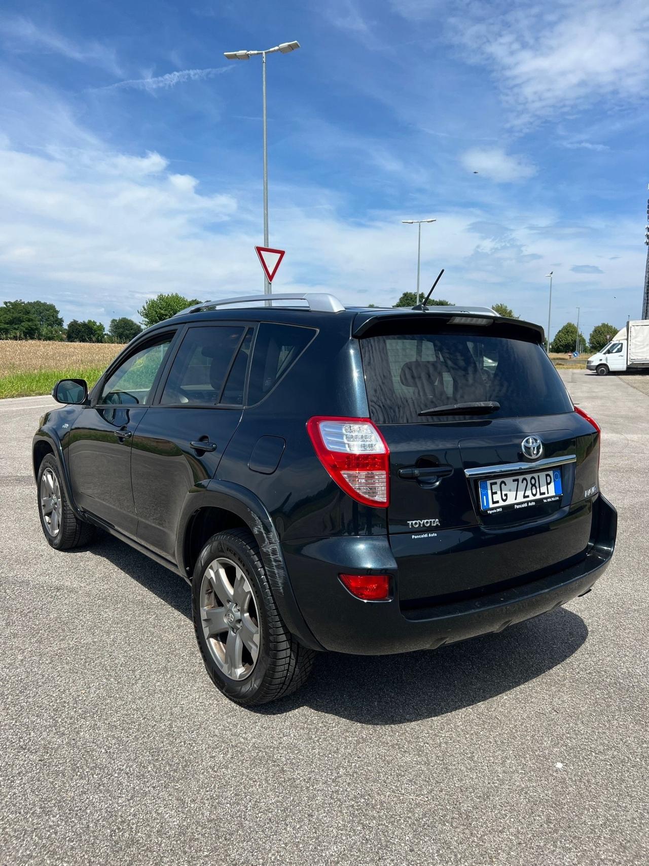 Toyota RAV 4 RAV4 2.2 D-4D 150 CV DPF
