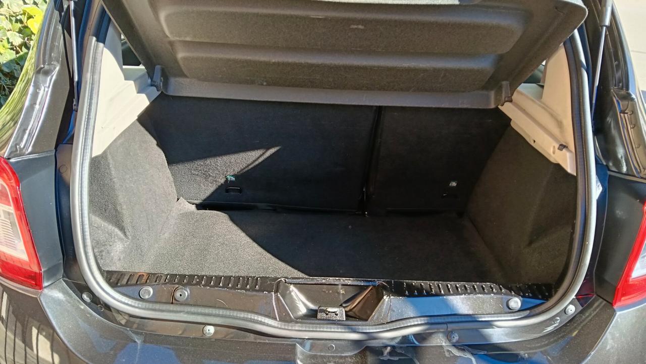 DACIA SANDERO 1.2 B/GPL-CASA MADRE