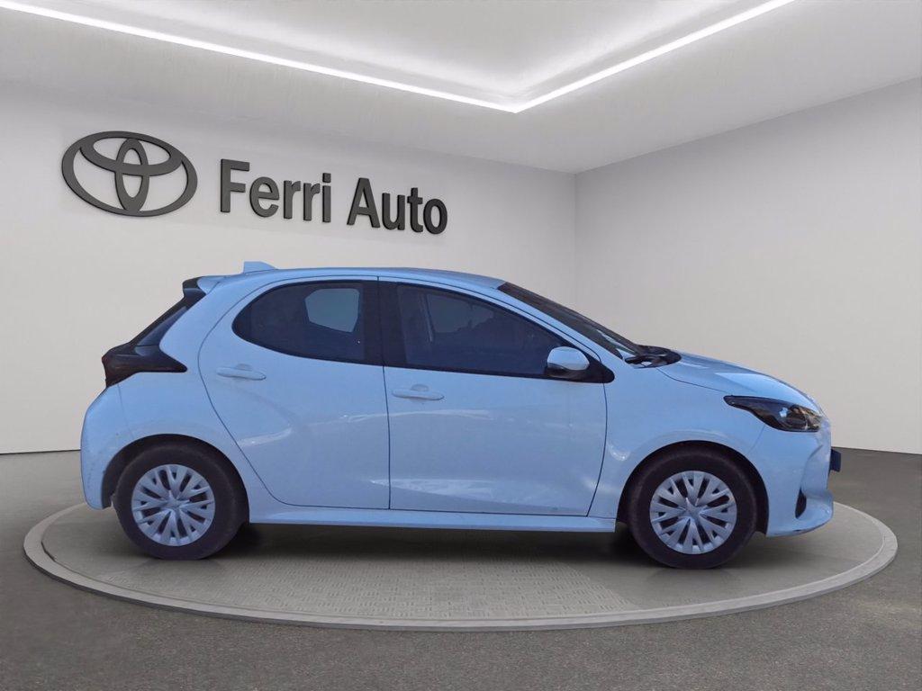 TOYOTA Yaris 1.0 active del 2023