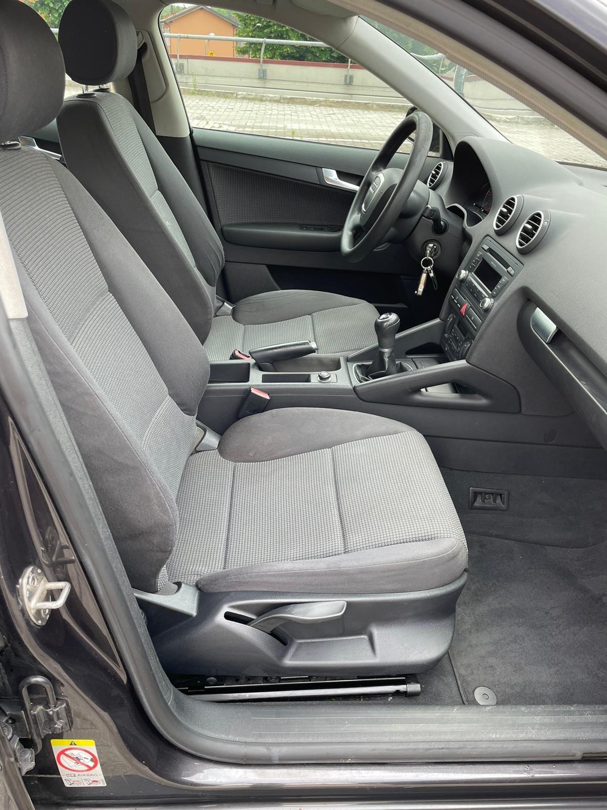 Audi A3 SPB 1.9 TDI F.AP. Ambiente UNI.PRO