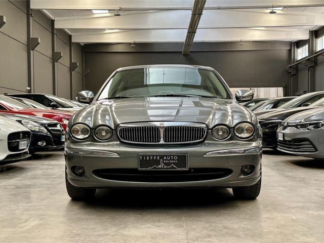 JAGUAR X-Type 2.2D cat Executive