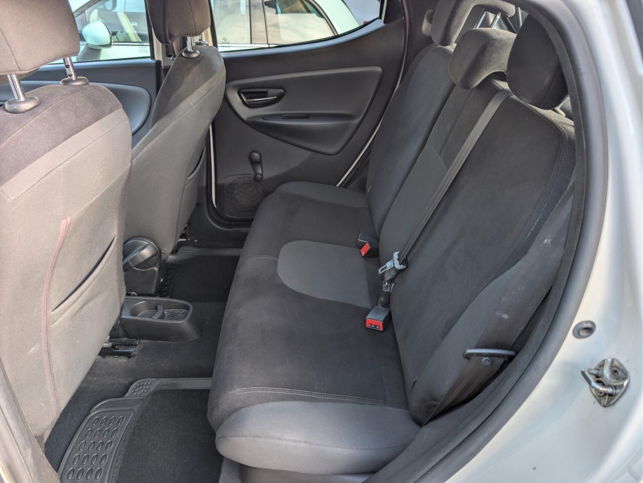 Lancia Ypsilon 1.2 69 CV 5 porte GPL