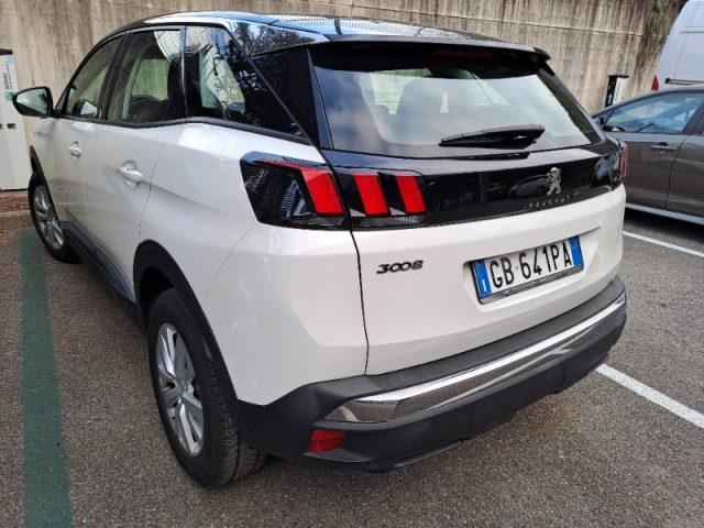 PEUGEOT 3008 BlueHDi 130 S&S EAT8 Business