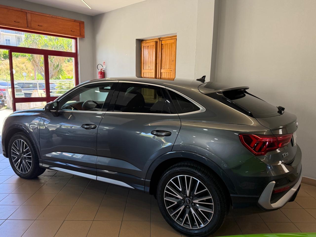 Audi Q3 SPB 35 TDI S tronic quattro edition