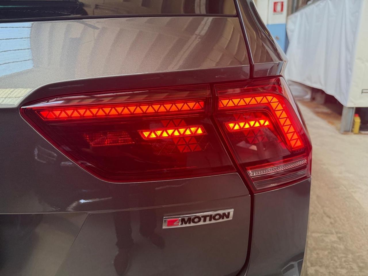 Volkswagen Tiguan 2.0 TDI SCR DSG 4MOTION Advanced BMT