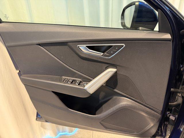 AUDI Q2 35 TFSI S tronic S-Line Matrix Navi Park Assist