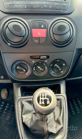 FIAT Qubo 1.4 8V 77 CV Active Natural Power