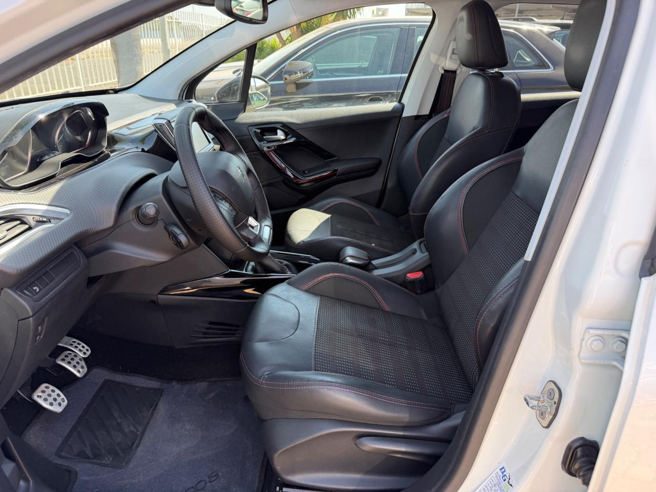 Peugeot 2008 BlueHDi 100 GT Line