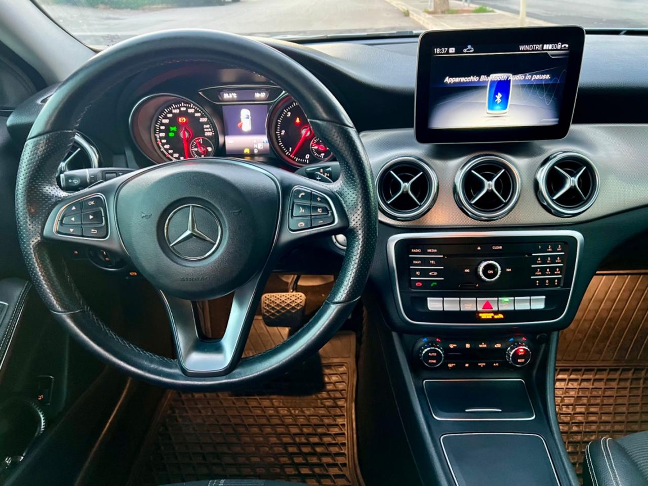 Mercedes-benz GLA 200 GLA 200 d Automatic Premium