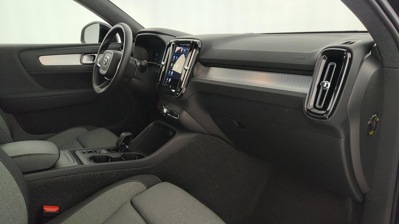 VOLVO XC40 2.0 b3 Core auto