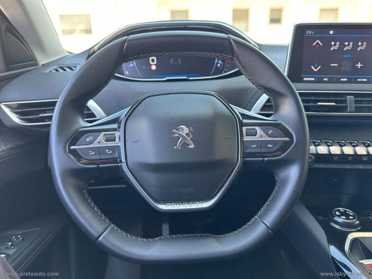PEUGEOT 3008 BlueHDi 130 S&S Allure
