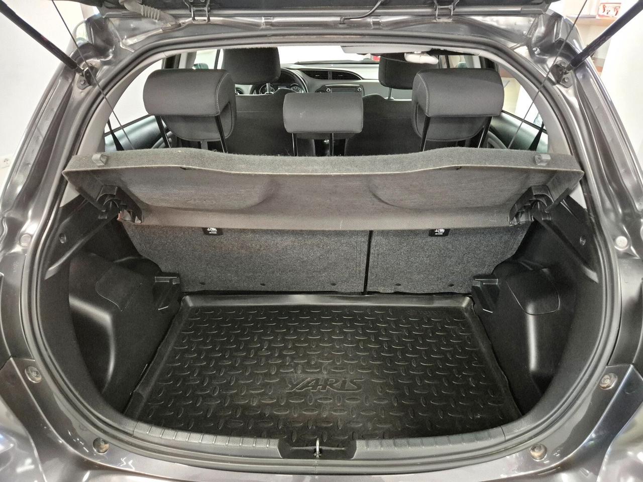 Toyota Yaris 1.0 5 porte Active