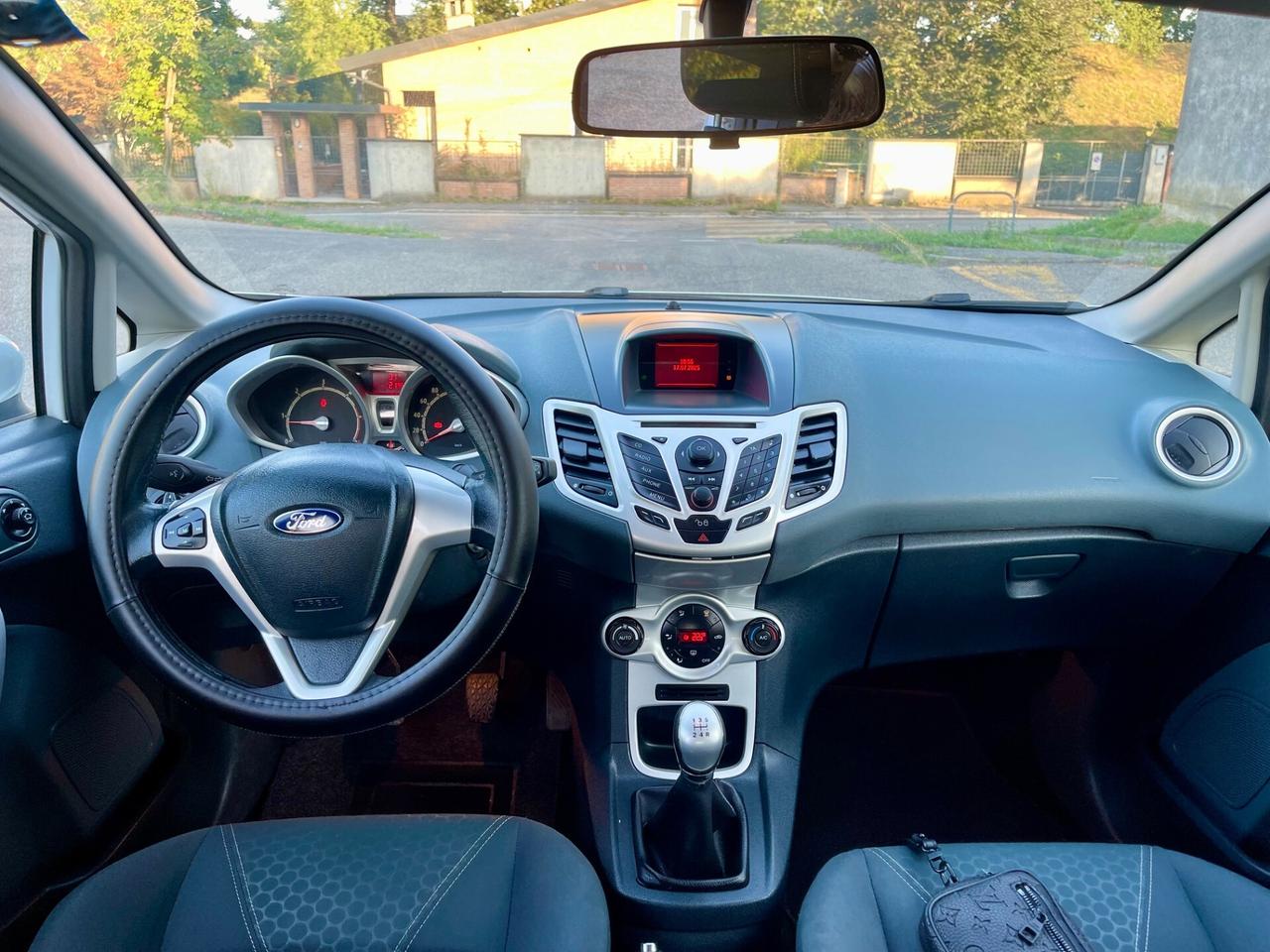 Ford Fiesta 1.4 TDCi 5p. Ghia