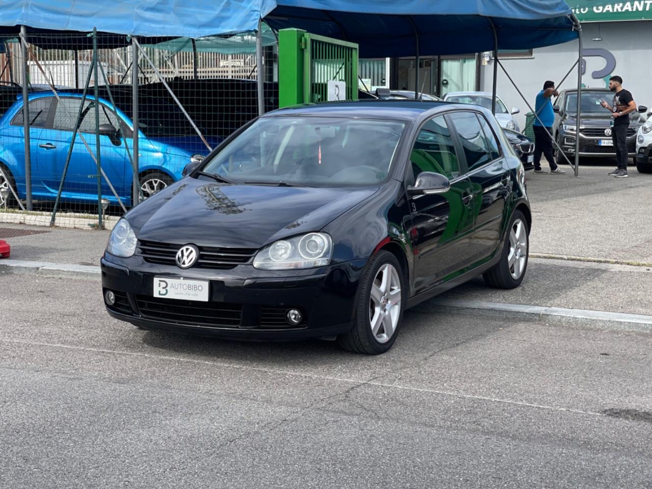 Volkswagen Golf 2.0 TDI DPF 5p. DSG GT Sport