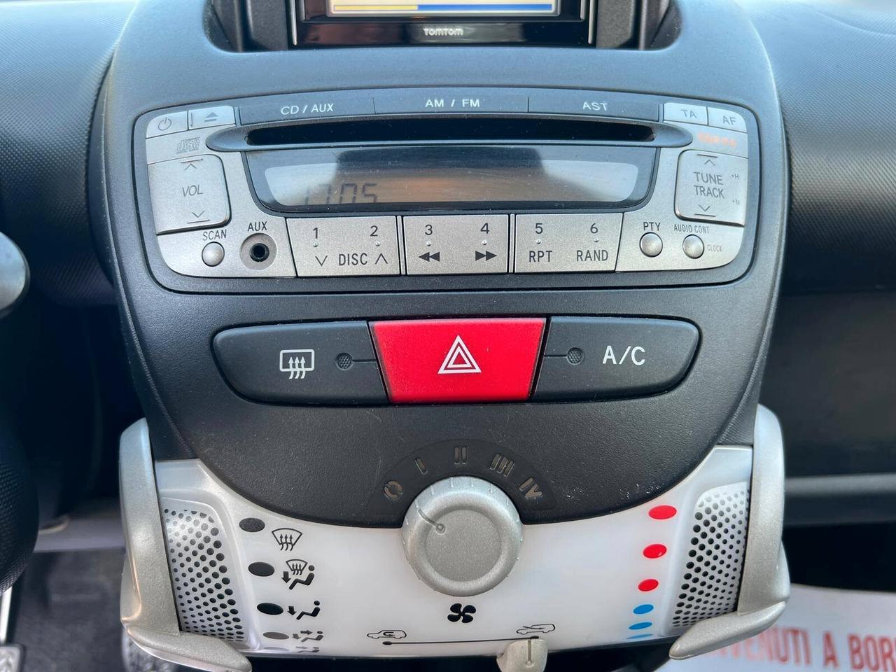 Toyota Aygo 1.0 12V VVT-i 5 porte Active Connect