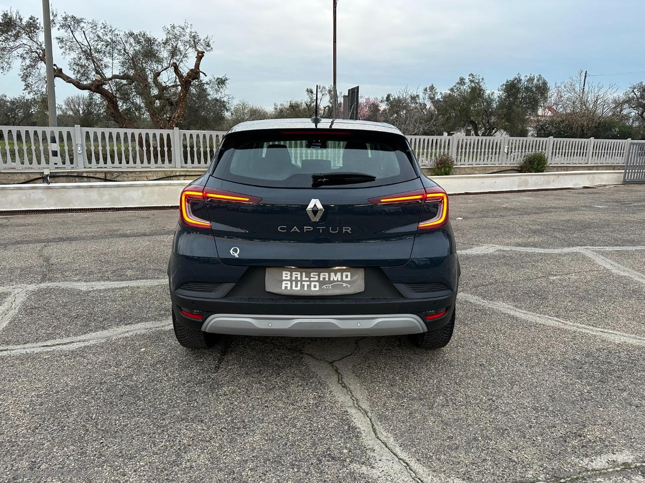 RENAULT Captur TCe 12V 100 CV GPL Intens