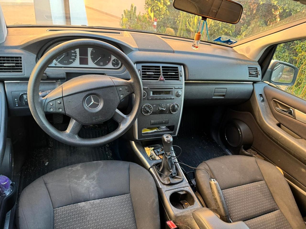 Mercedes-benz B 180 B 180 BlueEFFICIENCY Premium