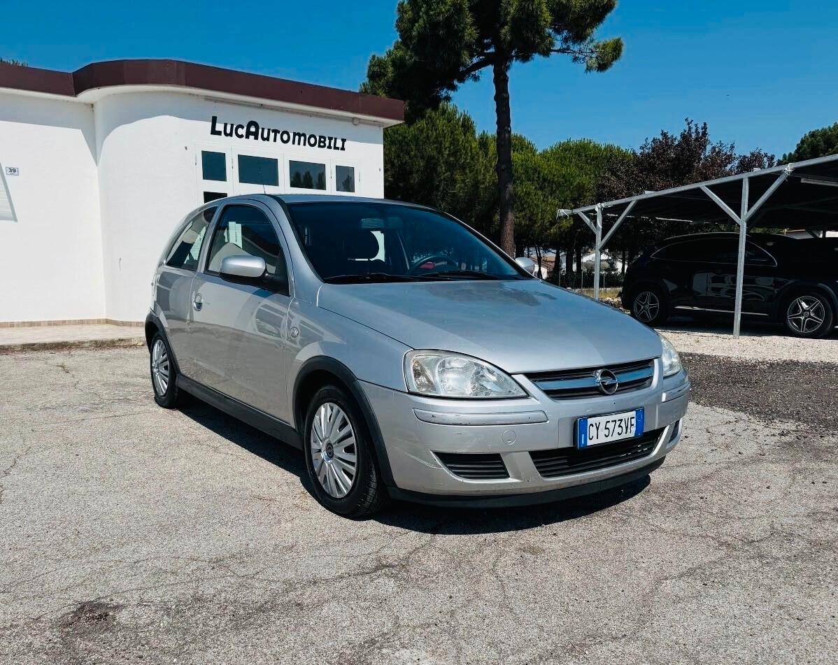 Opel Corsa 1.2i 16V cat 3 porte