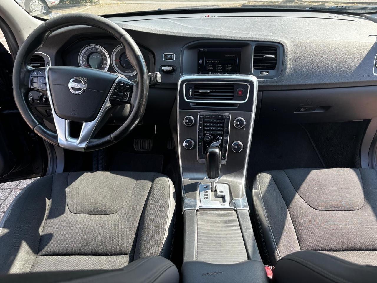 Volvo V60 D3 Geartronic Summum ..CELL 320 147 1147 WUATSAPP