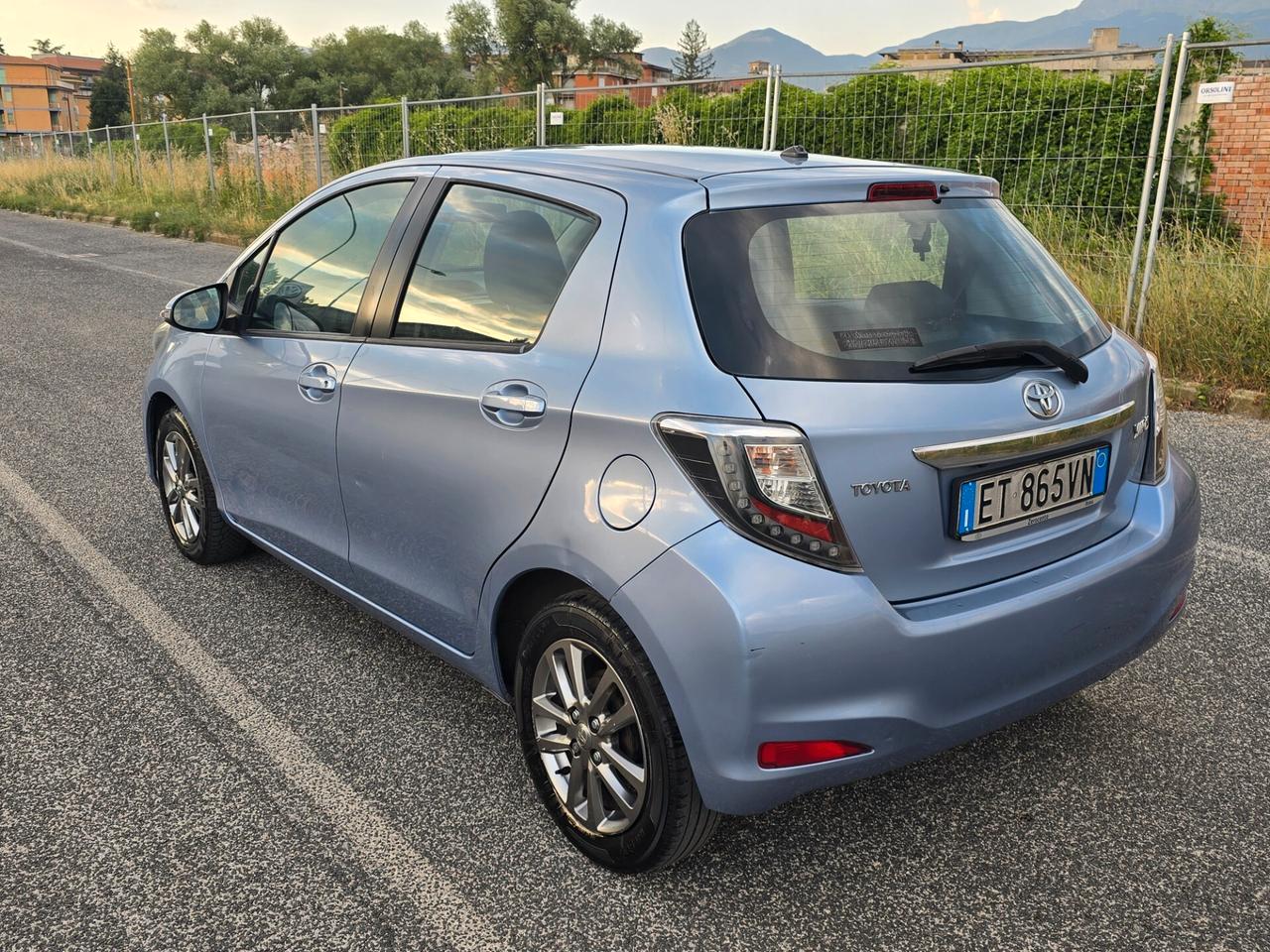 Toyota Yaris Sol