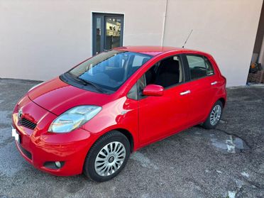 TOYOTA Yaris 1.0 5p. Sol