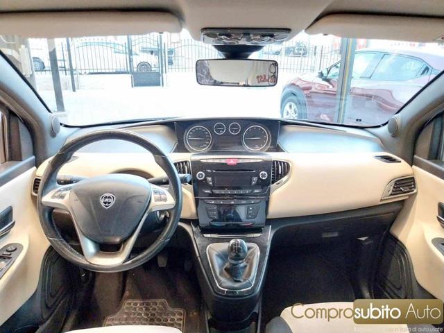 LANCIA Ypsilon 1.2 69 CV (Garanzia 12 Mesi)
