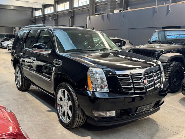 CADILLAC Escalade 6.0 V8 Sport Luxury HYBRID