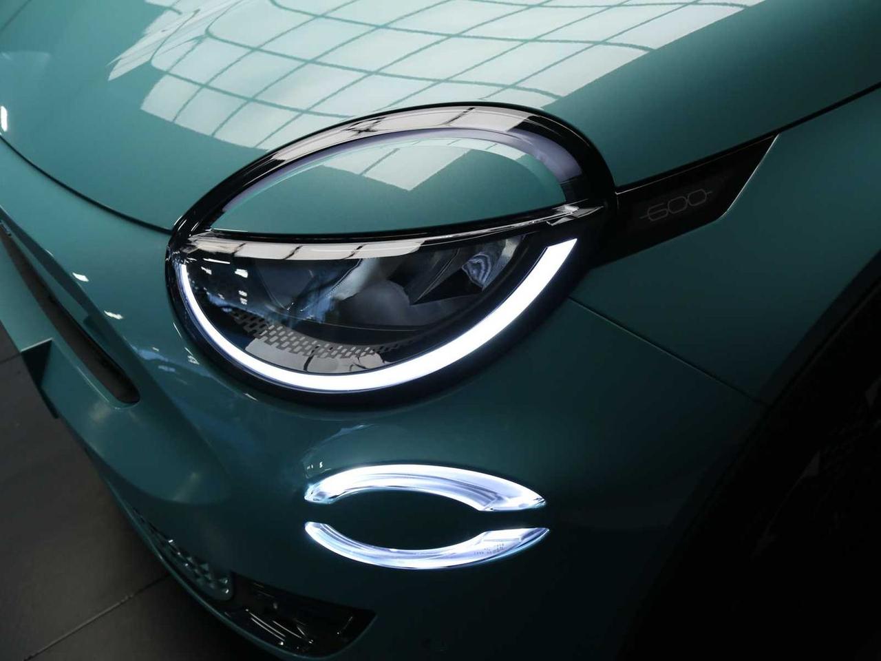 Fiat 600 1.2 136CV(145CV) Hybrid MHEV DCT L #10526