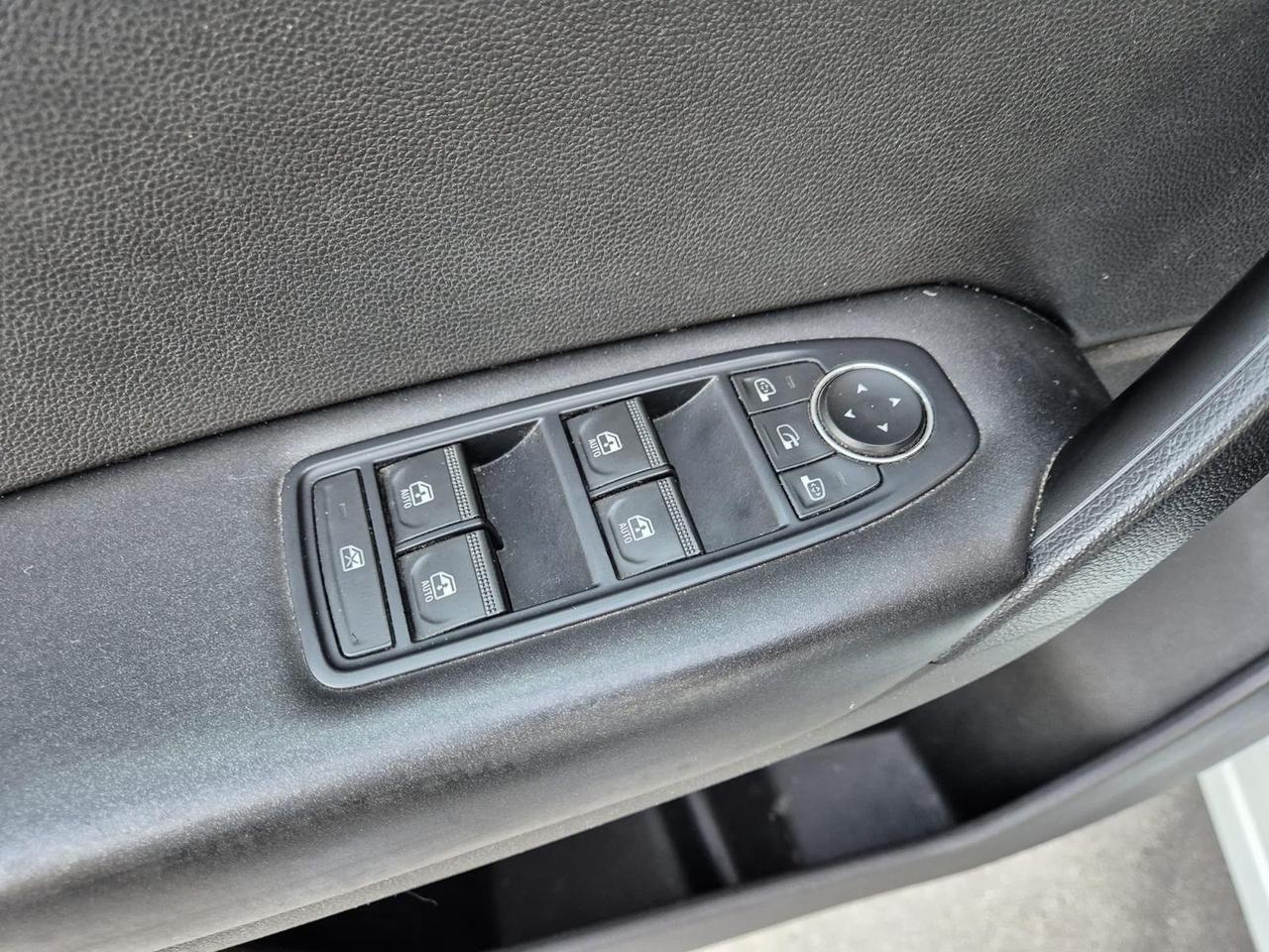 Renault Captur TCe 100 CV GPL Intens