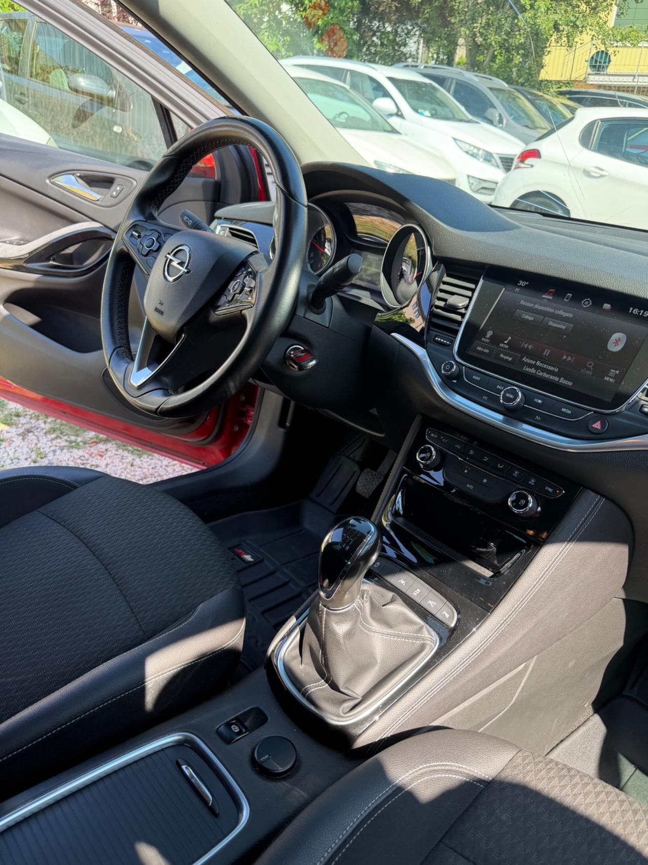 Opel ASTRA PREMIUM KMCERT GARANZ UNICOPR