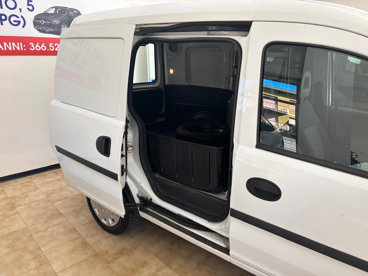 OPEL COMBO ANNO 2010 DS 1.3 VAN KM 160 MILA