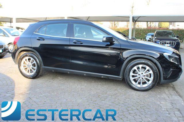 MERCEDES-BENZ GLA 180 d Automatic Executive