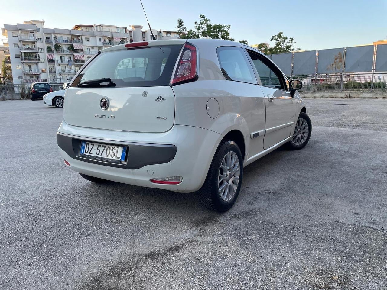 Fiat Punto Evo 1.4GPL Dynamic EasyPower FULL PERFETT