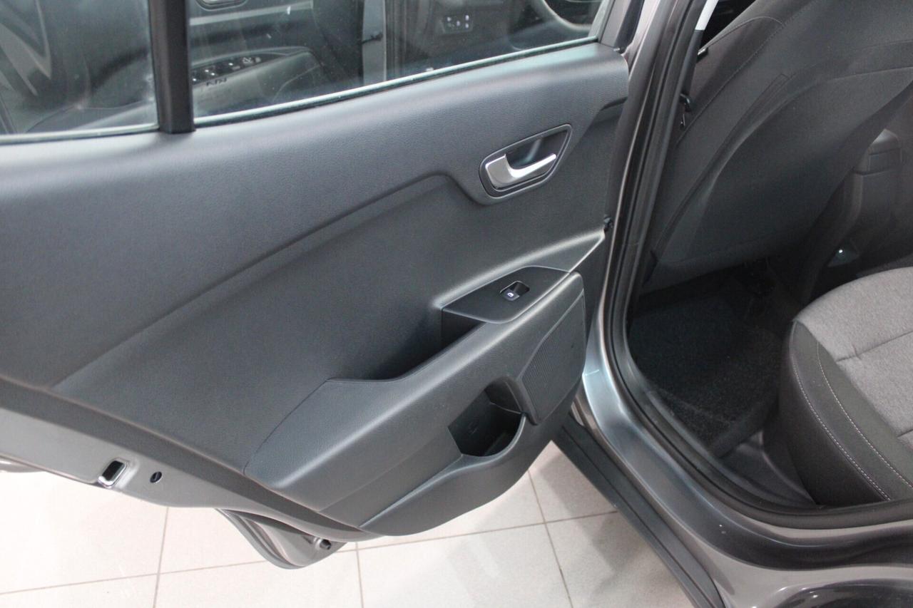 KIAStonic 1.0 T-GDi 100 CV Urban - 2026