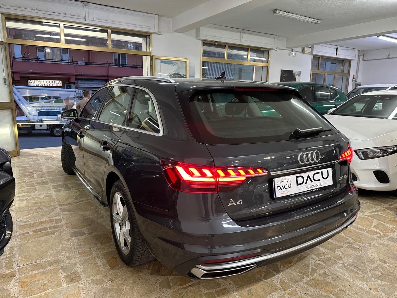 Audi A4 Avant 40 TDI S tronic line edition