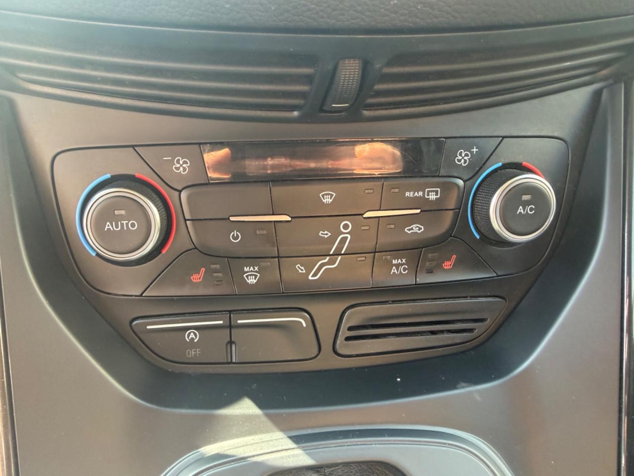 Ford C-Max 1.5 TDCi 120CV Powershift Titanium X 2015
