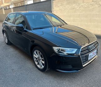 Audi A3 SPB Sportback 2.0 tdi 150CV Business NAVI/LED/17;
