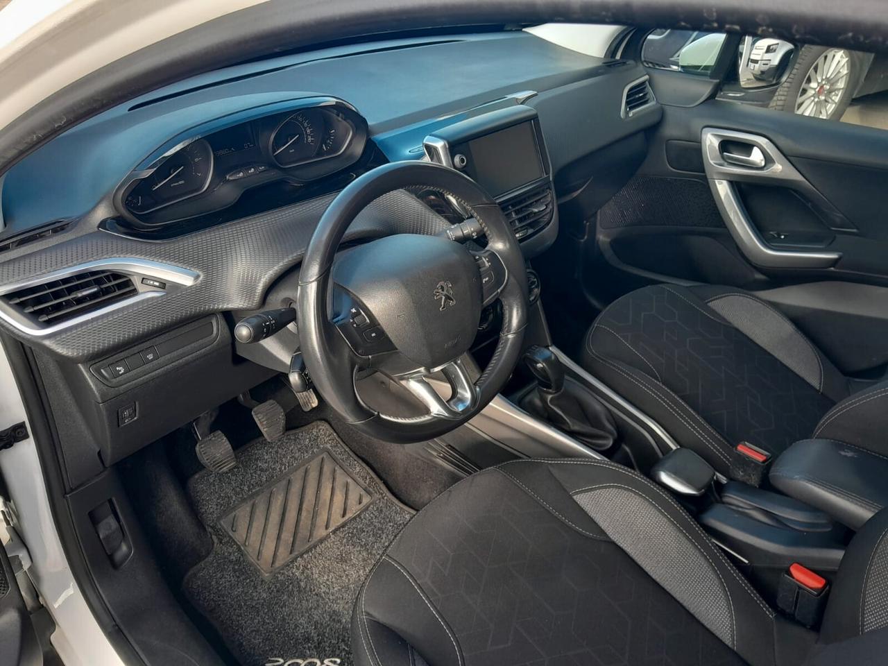 Peugeot 2008 PureTech 82 S&S Active