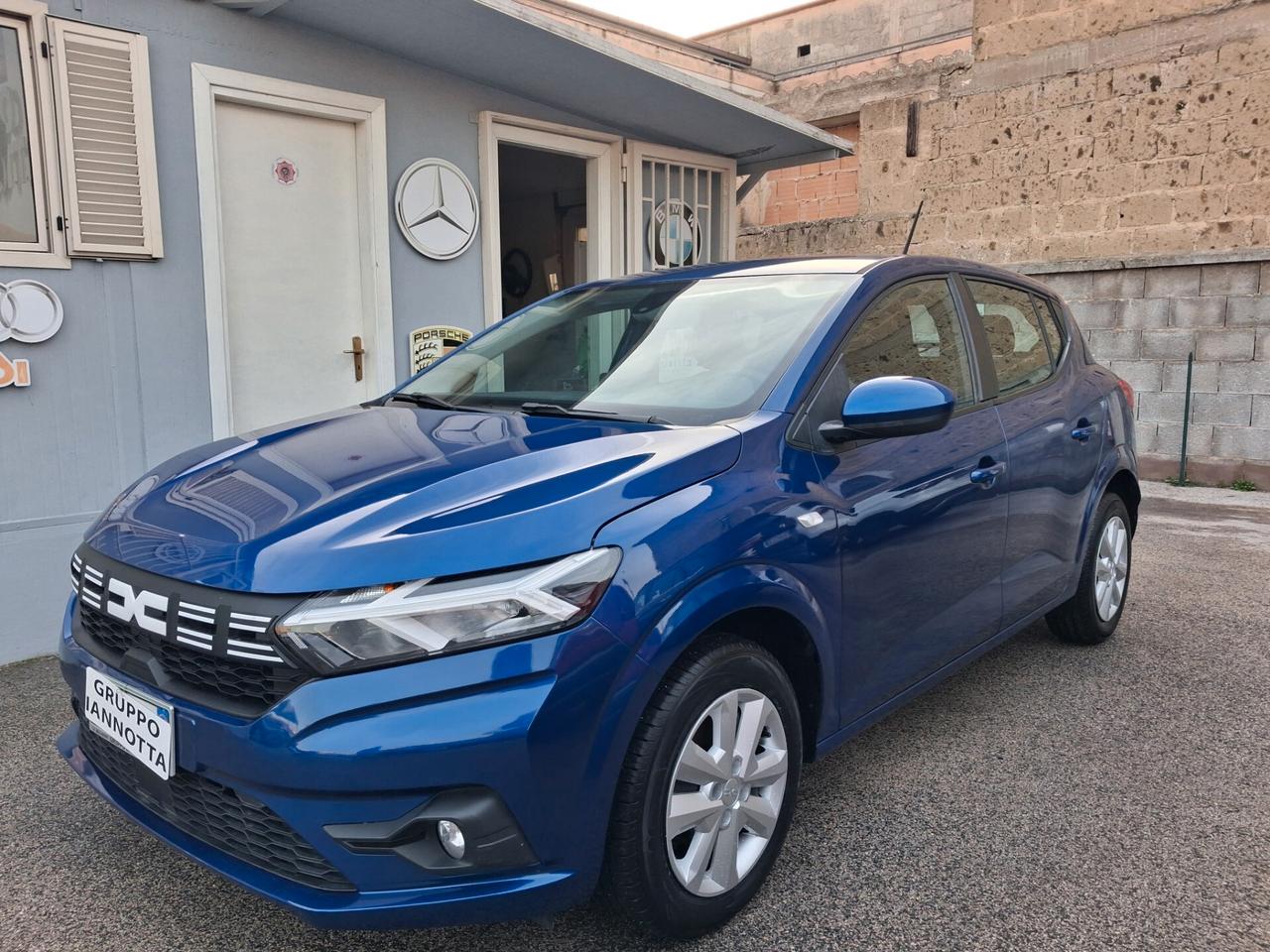 DACIA SANDERO 0.9 101 C.V. GPL CASA MADRE NAVIGATORE ANDROID CAR PALY FARI FULL LED