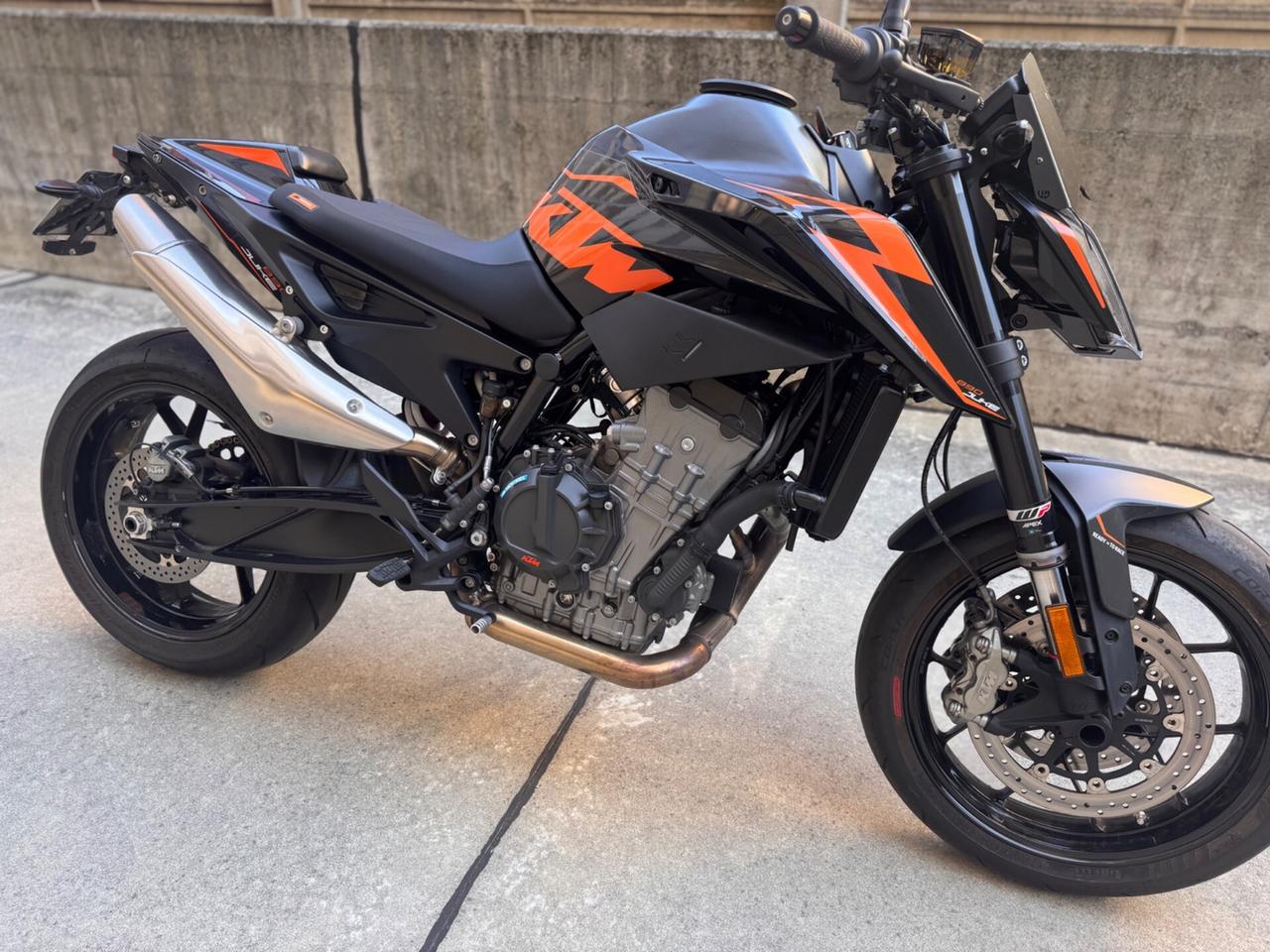 Ktm 890 Duke KM 8000
