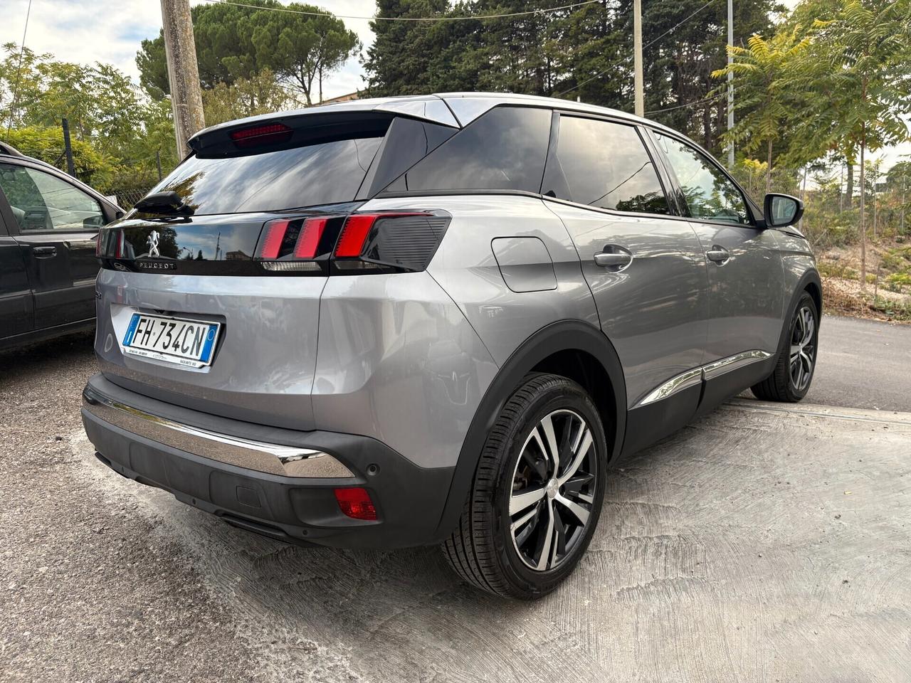 Peugeot 3008 Allure 1.6 BlueHDi (Molto Bella)
