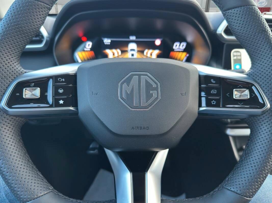 Mg ZS 1.5 hybrid+ Luxury AUTOM TELECAM 360 E CARPLAY