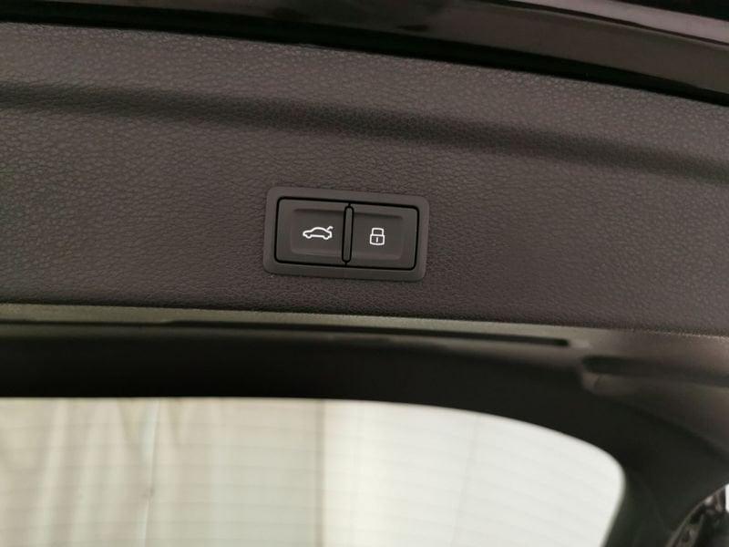Audi Q3 Sportback 35 2.0 tdi s-tronic
